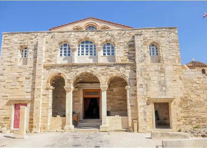 Livadia Seaside 6 Πανσιόν