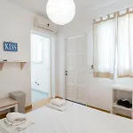 Livadia Seaside 6 ゲストハウス パロス島