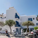 Livadia Seaside 6 ゲストハウス